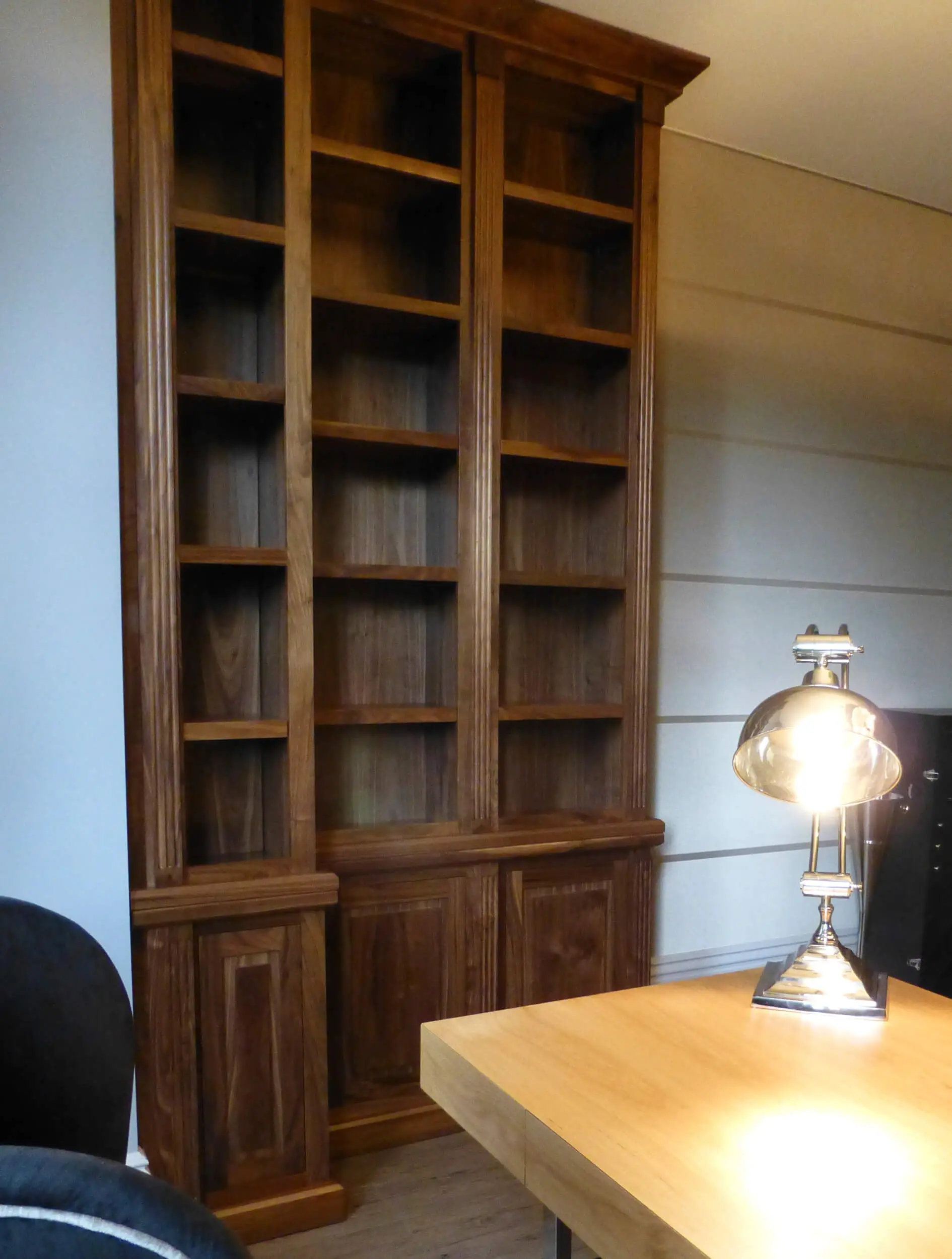 Hamptons Style Bookcase Design