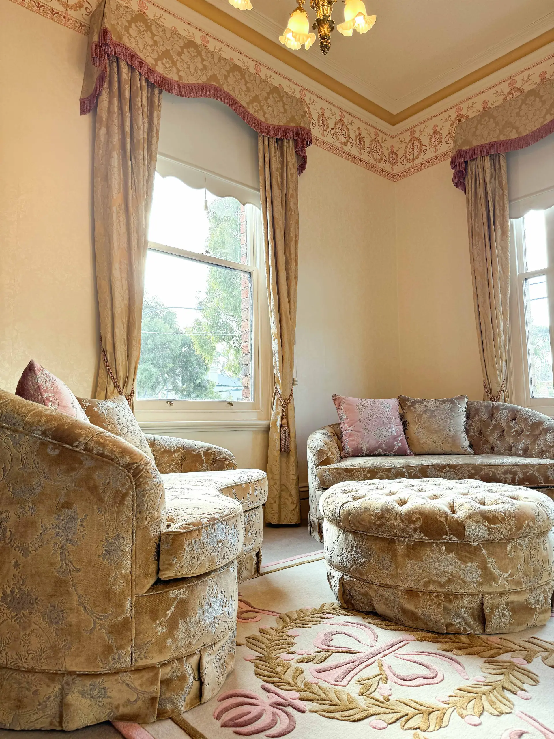 Designer Lounge