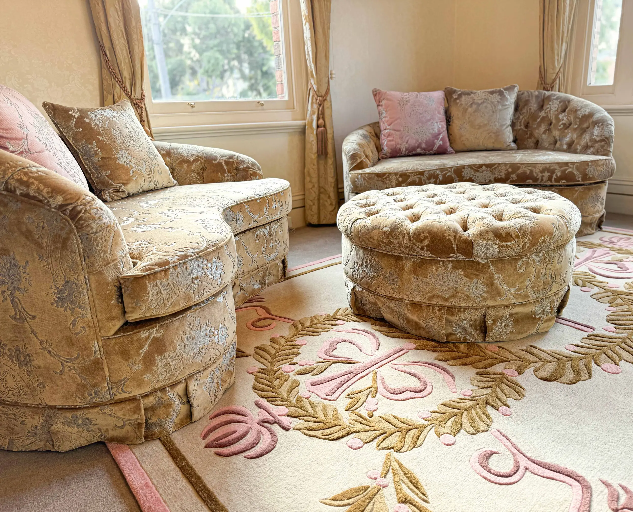 Designer Lounge