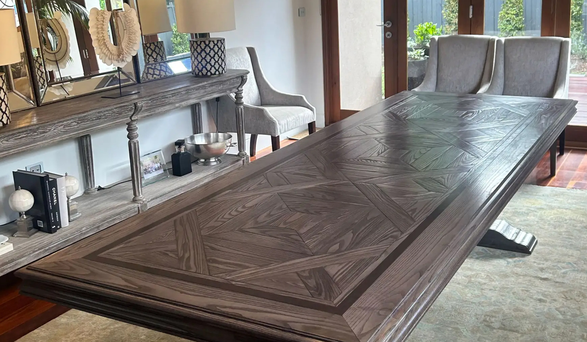 The Best Types of Large Dining Tables Built to Stand The Test of Time