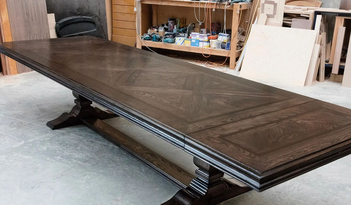 Solid Oak Extension Dining Tables Designed to Fit Your Home