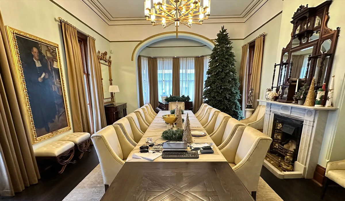 How a Master Designer Turns a Large Dining Table Into a Statement of Luxury