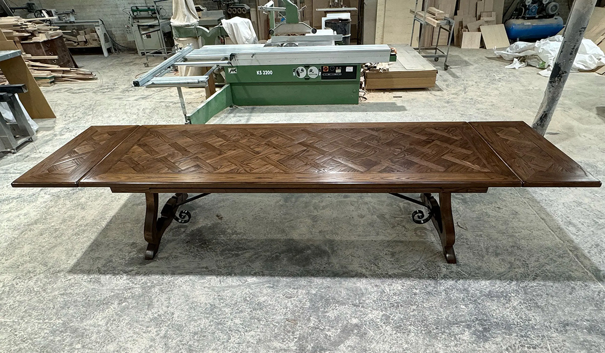 Luxury Extension Dining Tables by Mark Alexander