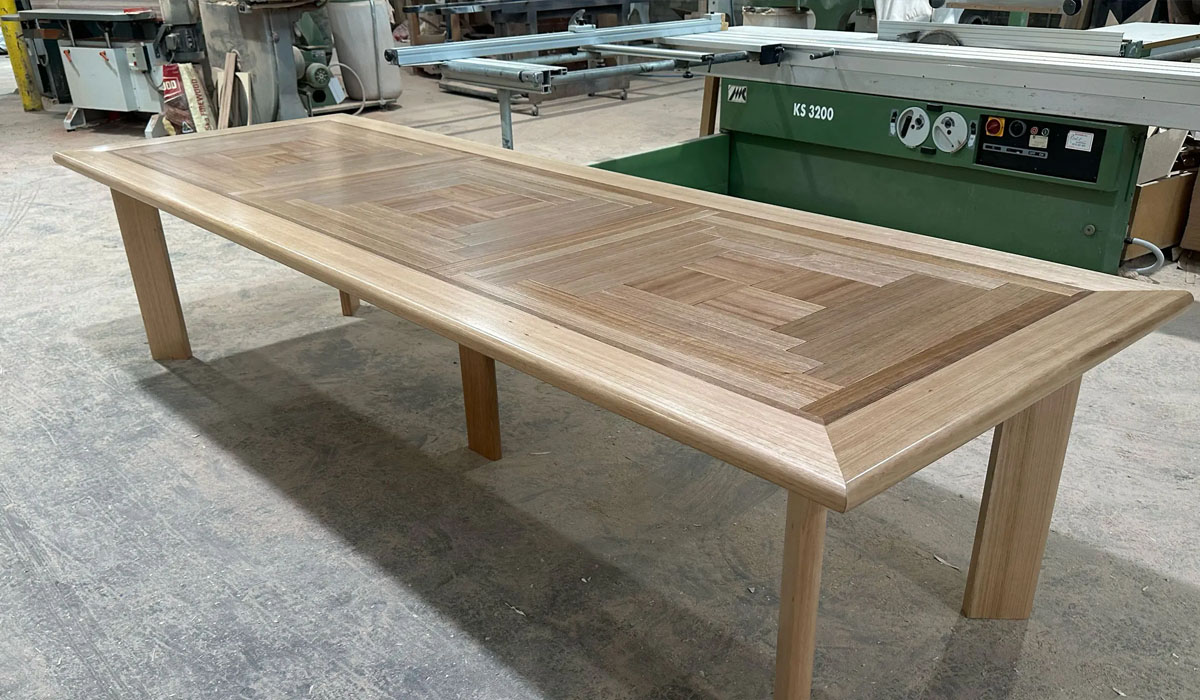 From Timber to Table: The Artisanal Steps Behind a Solid Oak Dining Table