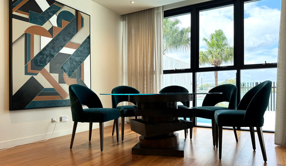 Mid Century Modern Dining Table for 8: How to Get the Right Look Without Wasting Space