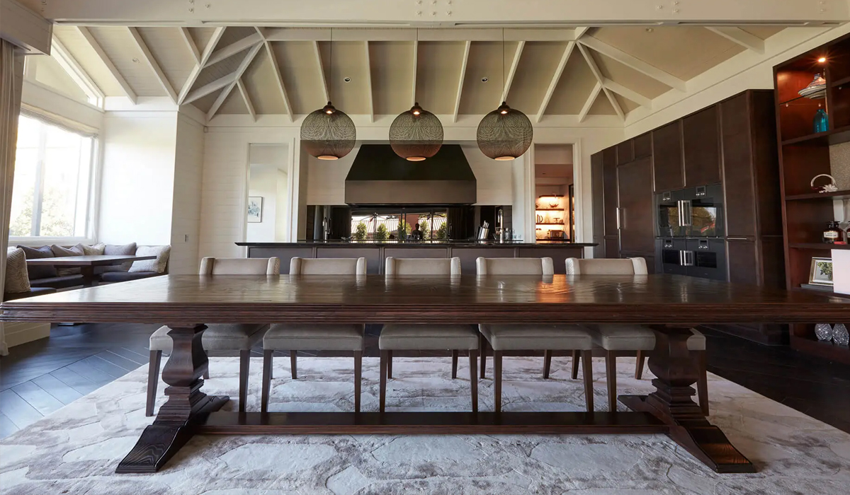 How to Make a Large Dining Table Feel Practical and Well Placed