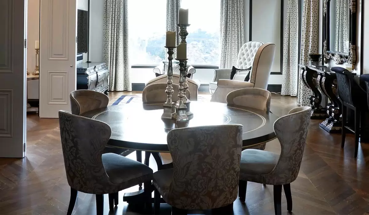 Bespoke Round Dining Tables vs Rectangular Dining Tables: Which Is Best for Your Space?